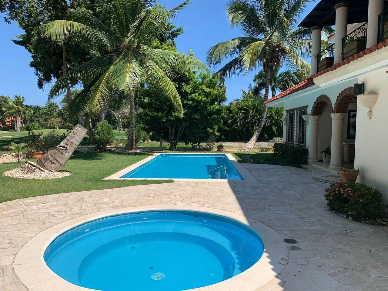 Villa en Venta Metro Country Club | CLIC Inmobiliaria 11