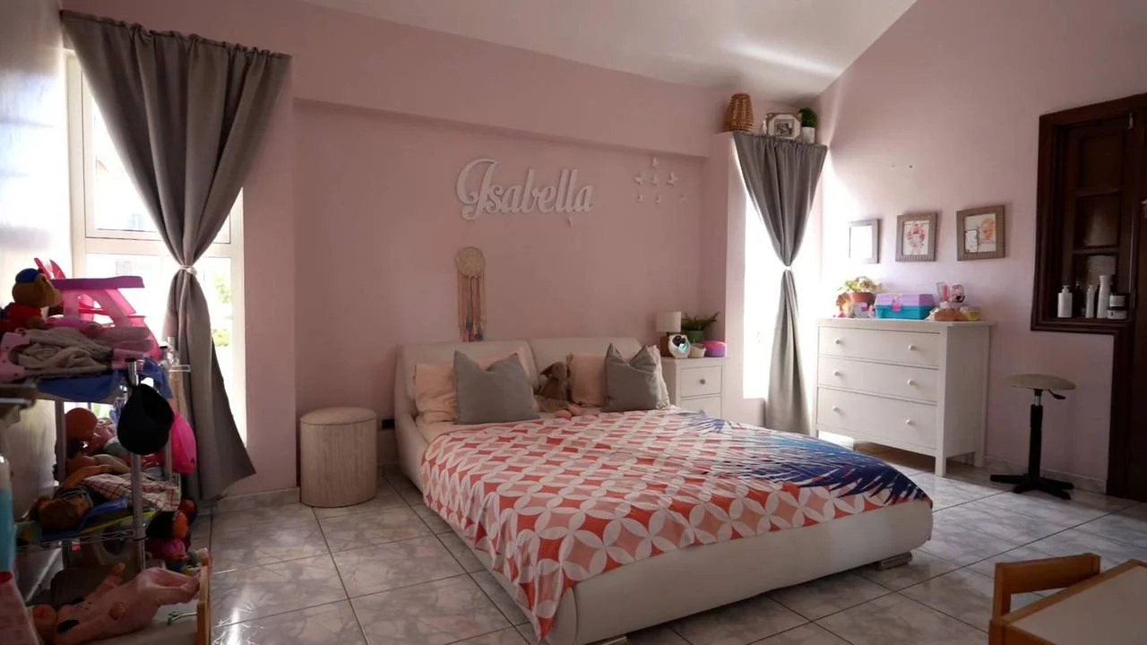Casa en Arroyo Hondo en venta con piscina y paneles solares 11