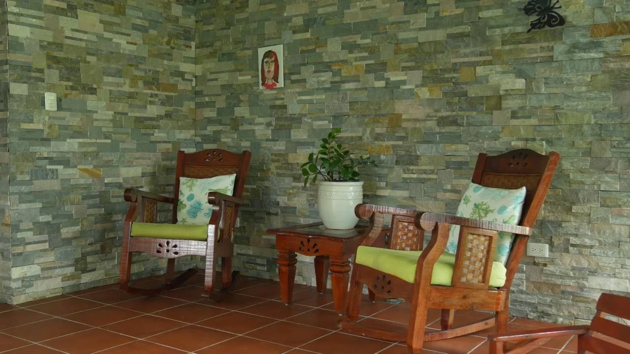 Casa en Arroyo Hondo en venta con piscina y paneles solares 16