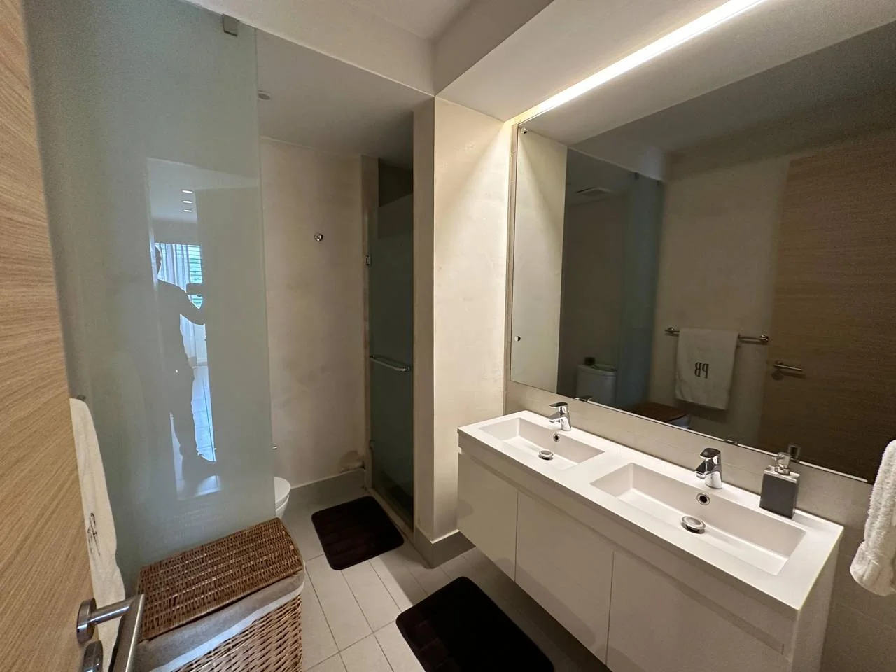 Apartamento de 2 habitaciones con estudio en Evaristo Morales, Distrito Nacional - 2