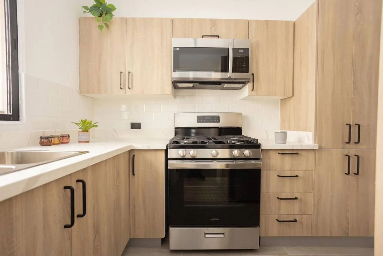 Apartamento en renta amueblado en sector Naco, 2 habitaciones con sus baños - 2