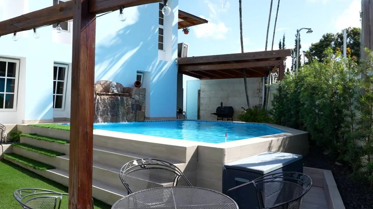 Casa en Arroyo Hondo en venta con piscina y paneles solares 4