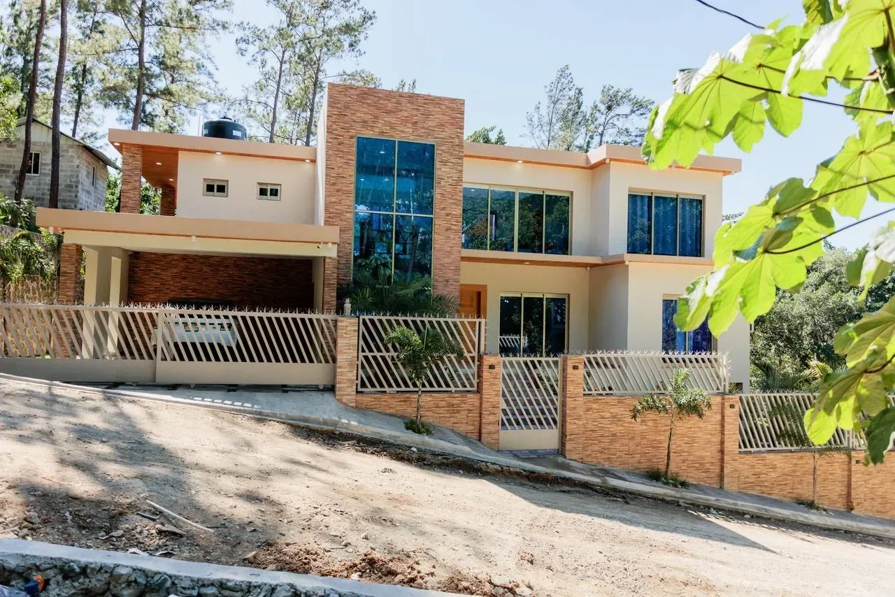 Villa en Jarabacoa en venta - 2