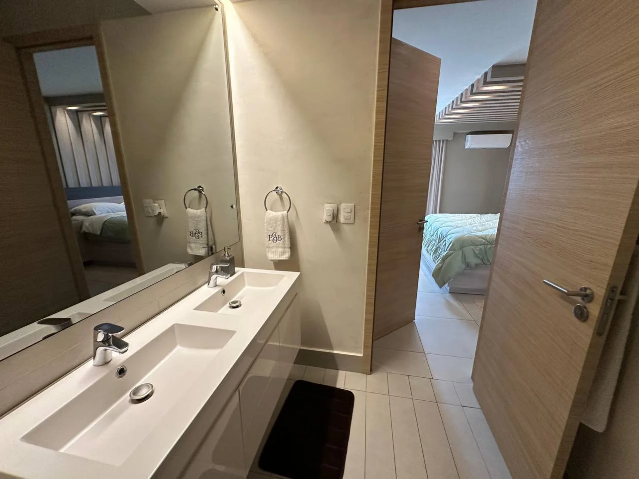 Apartamento de 2 habitaciones con estudio en Evaristo Morales, Distrito Nacional - 3
