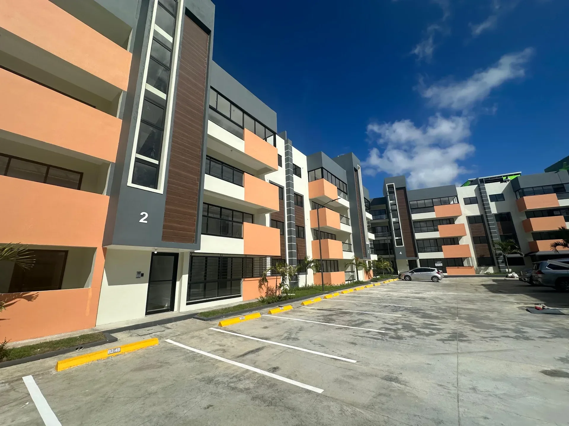 Apartamento en Jacobo Majluta en venta