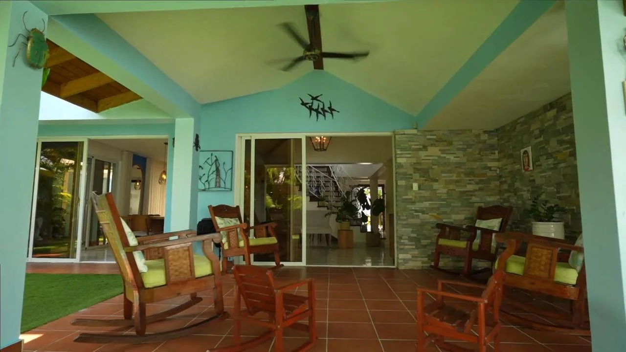 Casa en Arroyo Hondo en venta con piscina y paneles solares 14