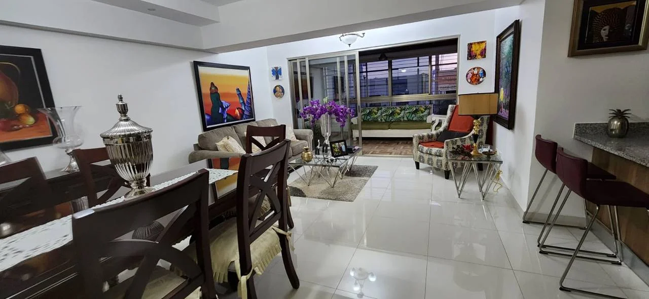 Apartamento con terraza en segundo nivel en el sector El Millón, Distrito Nacional - 3