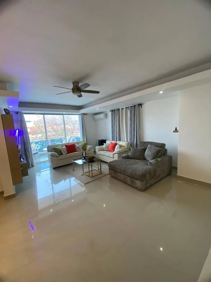 Apartment in a gated community in Guayubín Olivo, Santo Domingo East - 2