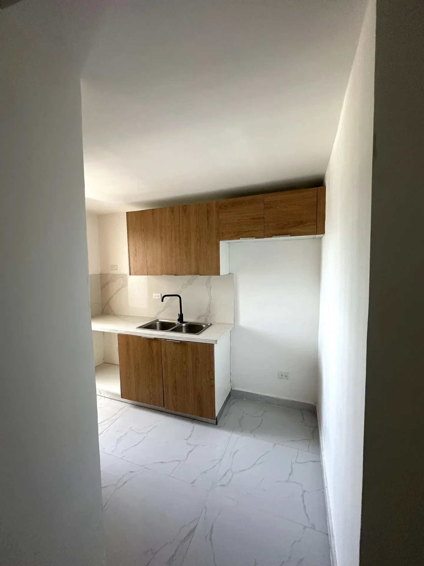 Apartamento en venta — Los Frailes, Santo Domingo Este (2 hab.) - 3