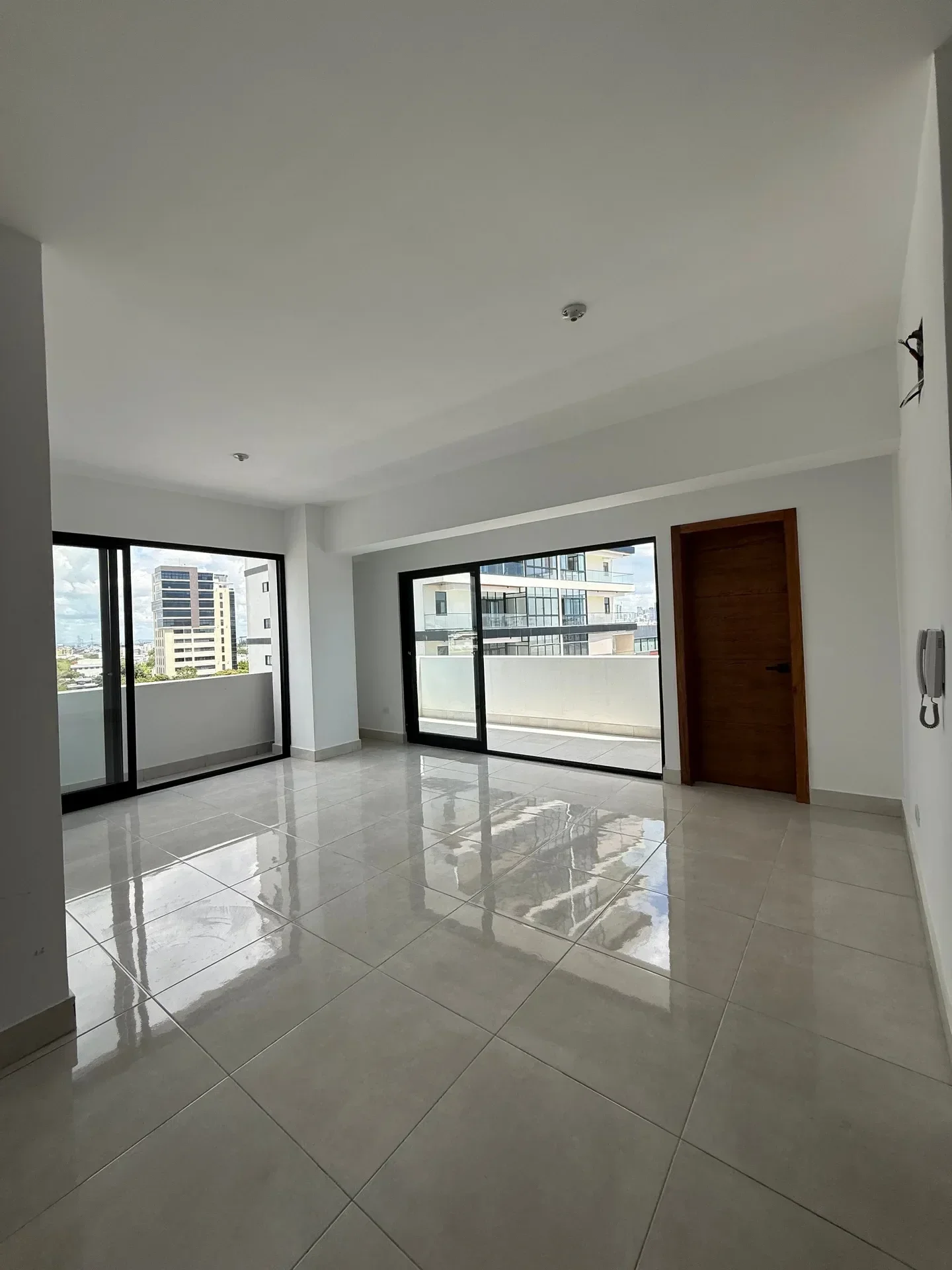 Apartamento de 2 habitaciones en alquiler en El Millon, Distrito Nacional - 3