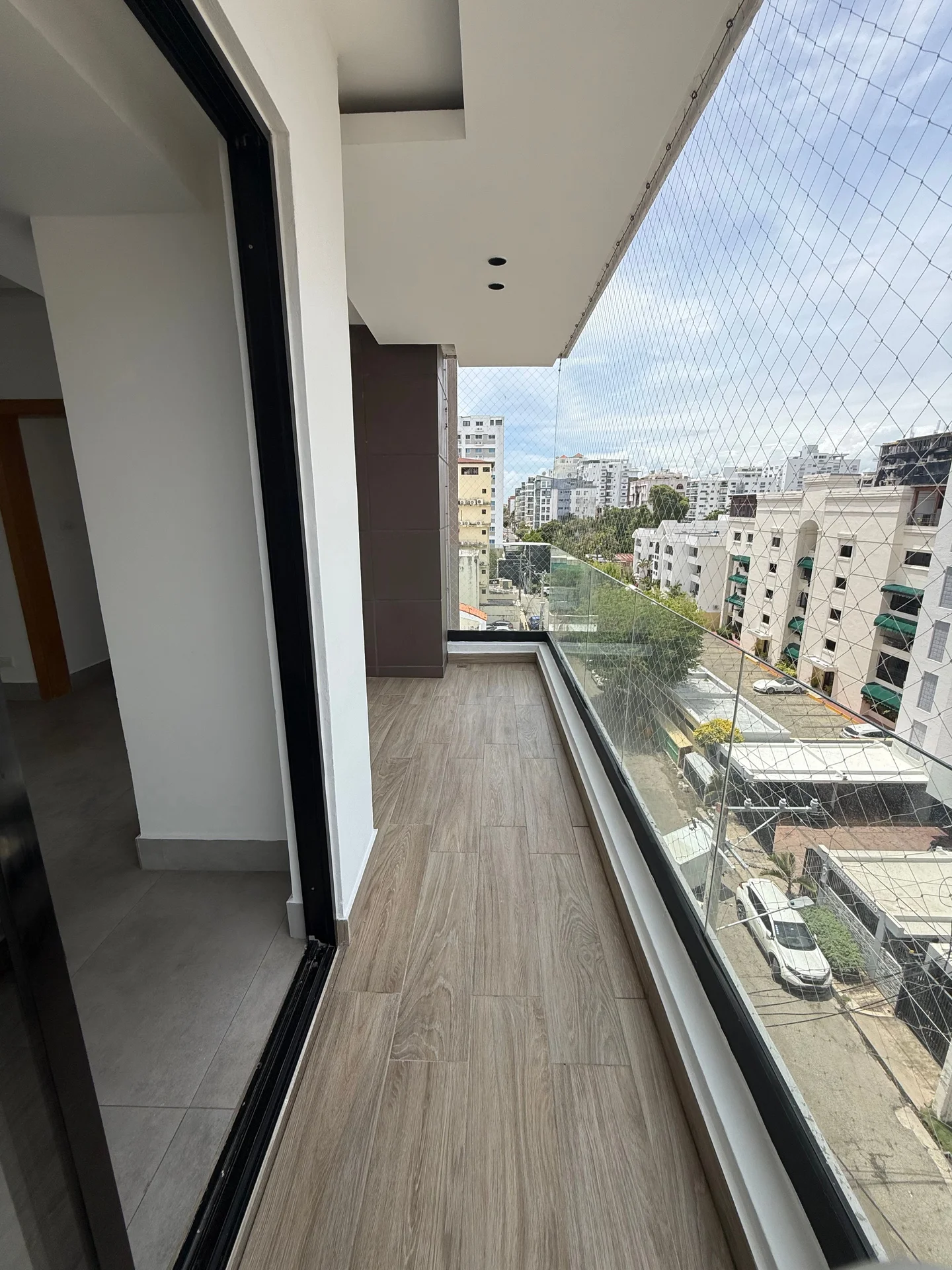 Appartement à Evaristo Morales, 124 m² à louer