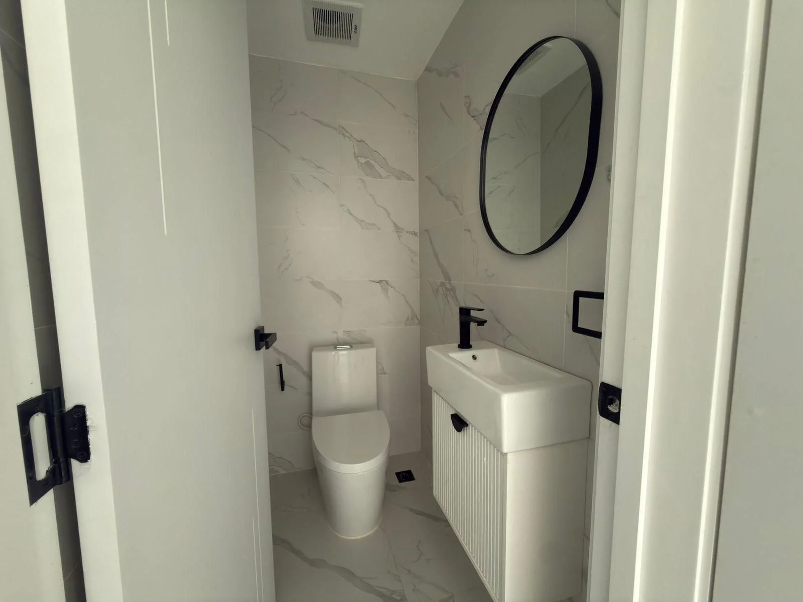 Apartamento en Renta ( Línea Blanca ) 2 Hab. - Torre Nueva en Evaristo Morales - 3