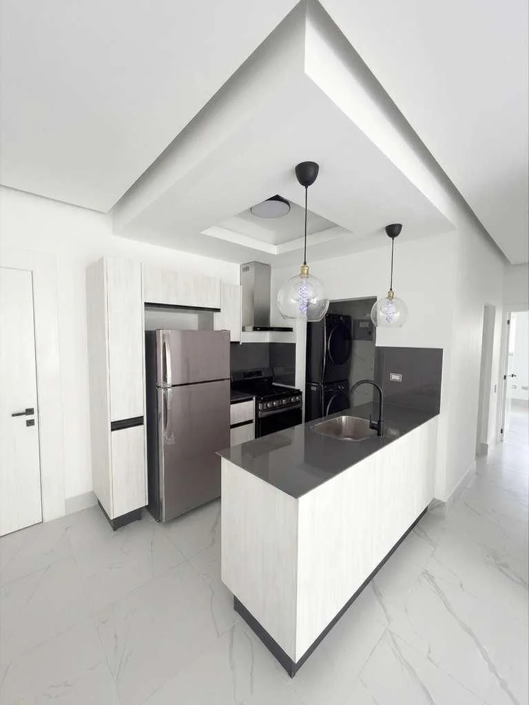Apartamento en Renta ( Línea Blanca ) 2 Hab. - Torre Nueva en Evaristo Morales
