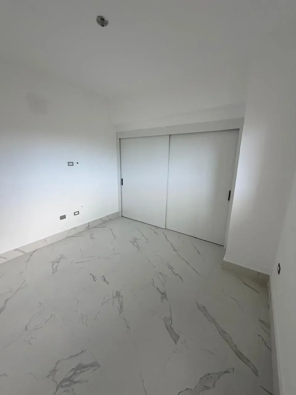 Apartment for rent — Evaristo Morales, Distrito Nacional (2 bed) - 5