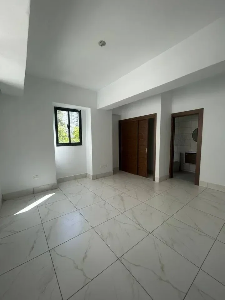 Apartamento en venta — Piantini, Distrito Nacional (1 hab.) - 5