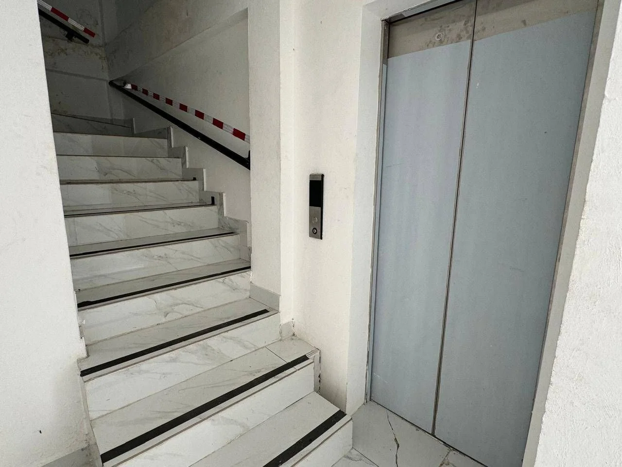 Bella Vista: local commercial · 190 m² à louer - 4