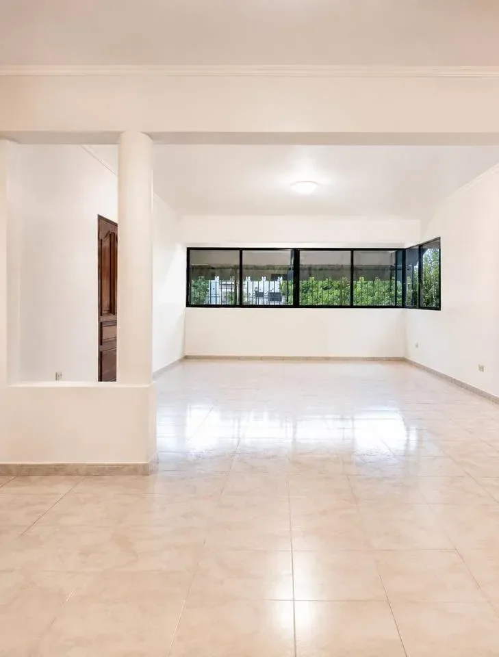 Apartamento en Piantini, 180 m² en venta