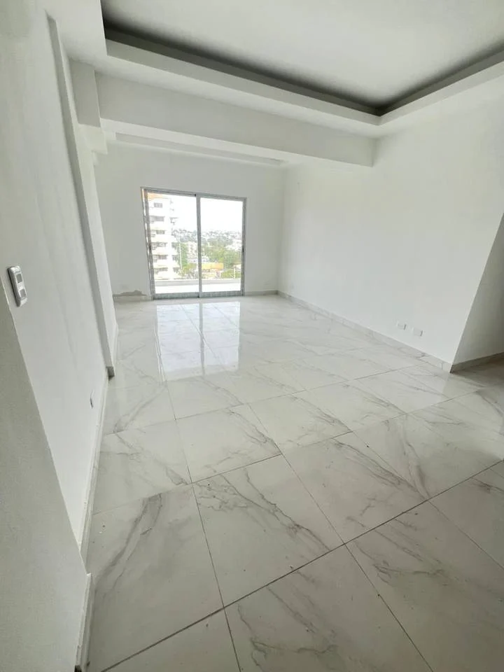 Apartamento en Ensanche Ozama, 140 m² en venta - 2