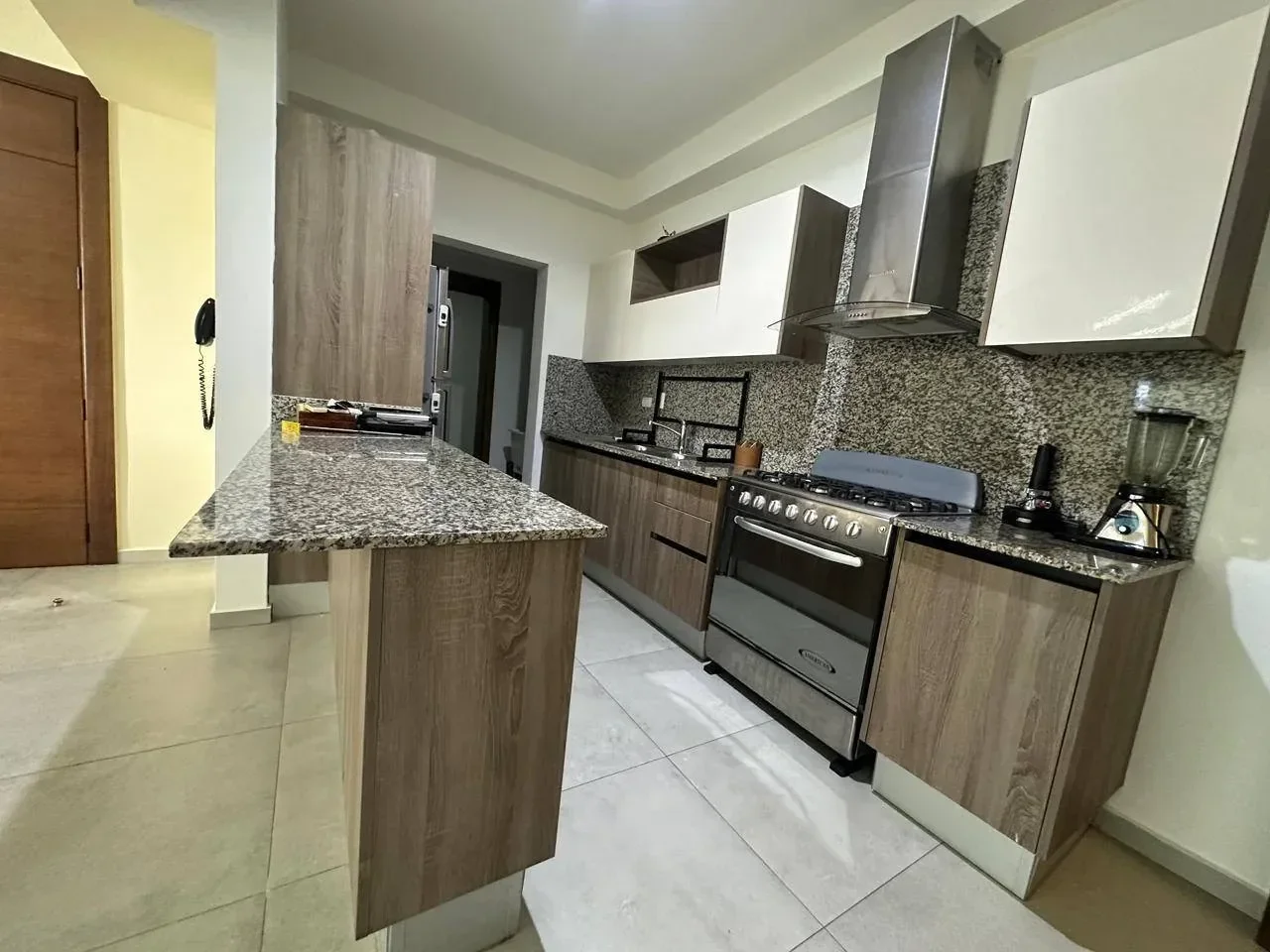 La Esperilla: appartement 1 ch. · 70.5 m² à louer - 4