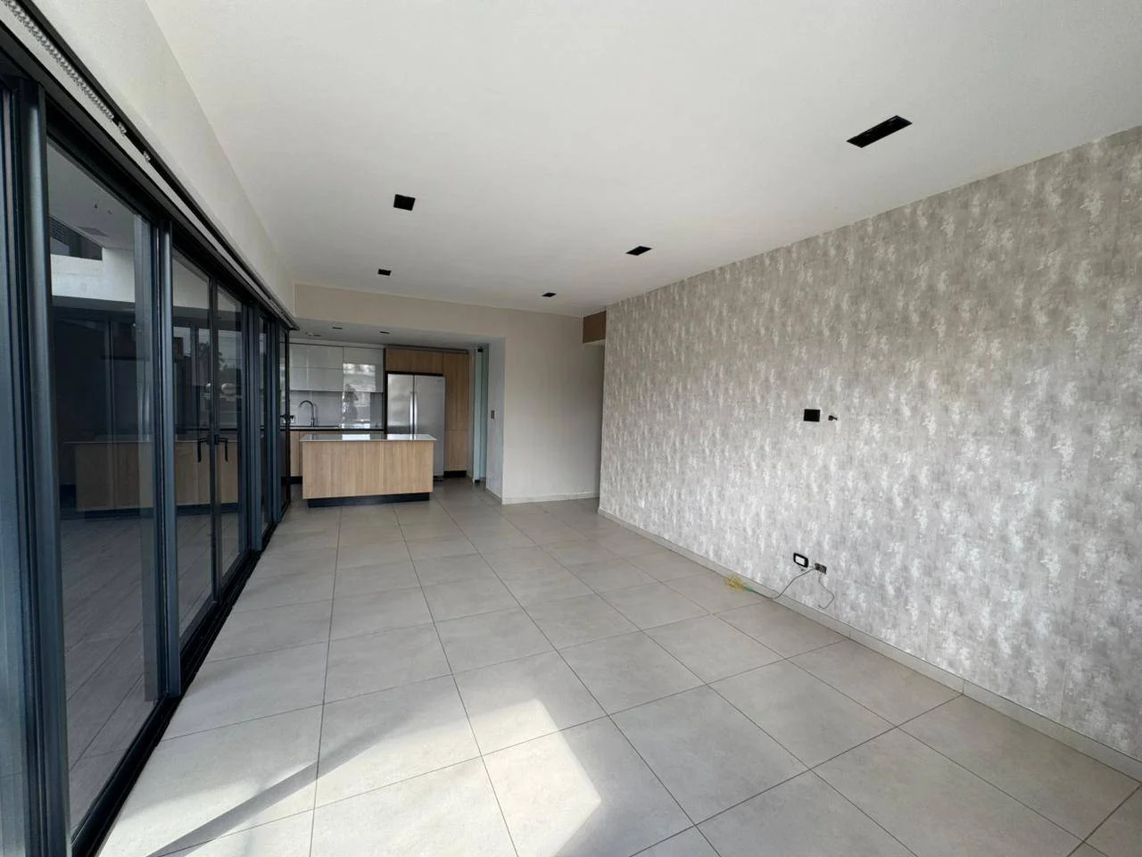 Arroyo Hondo Viejo: appartement 2 ch. · 150 m² à louer