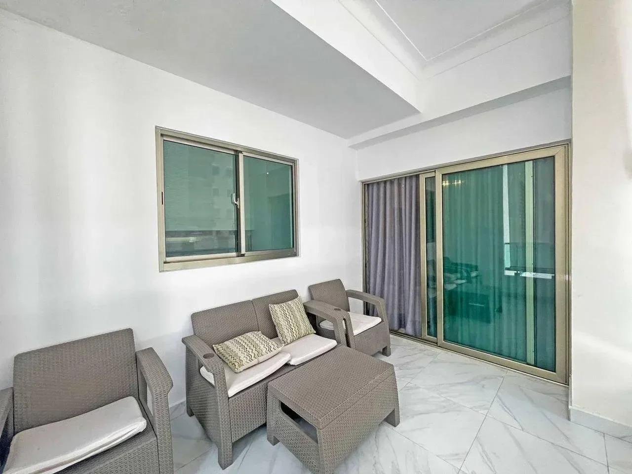 Apartamento de 3 habitaciones en venta en Evaristo Morales, Distrito Nacional - 4