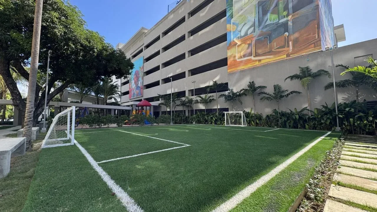 Gazcue: penthouse 2 hab. · 183 m² en venta