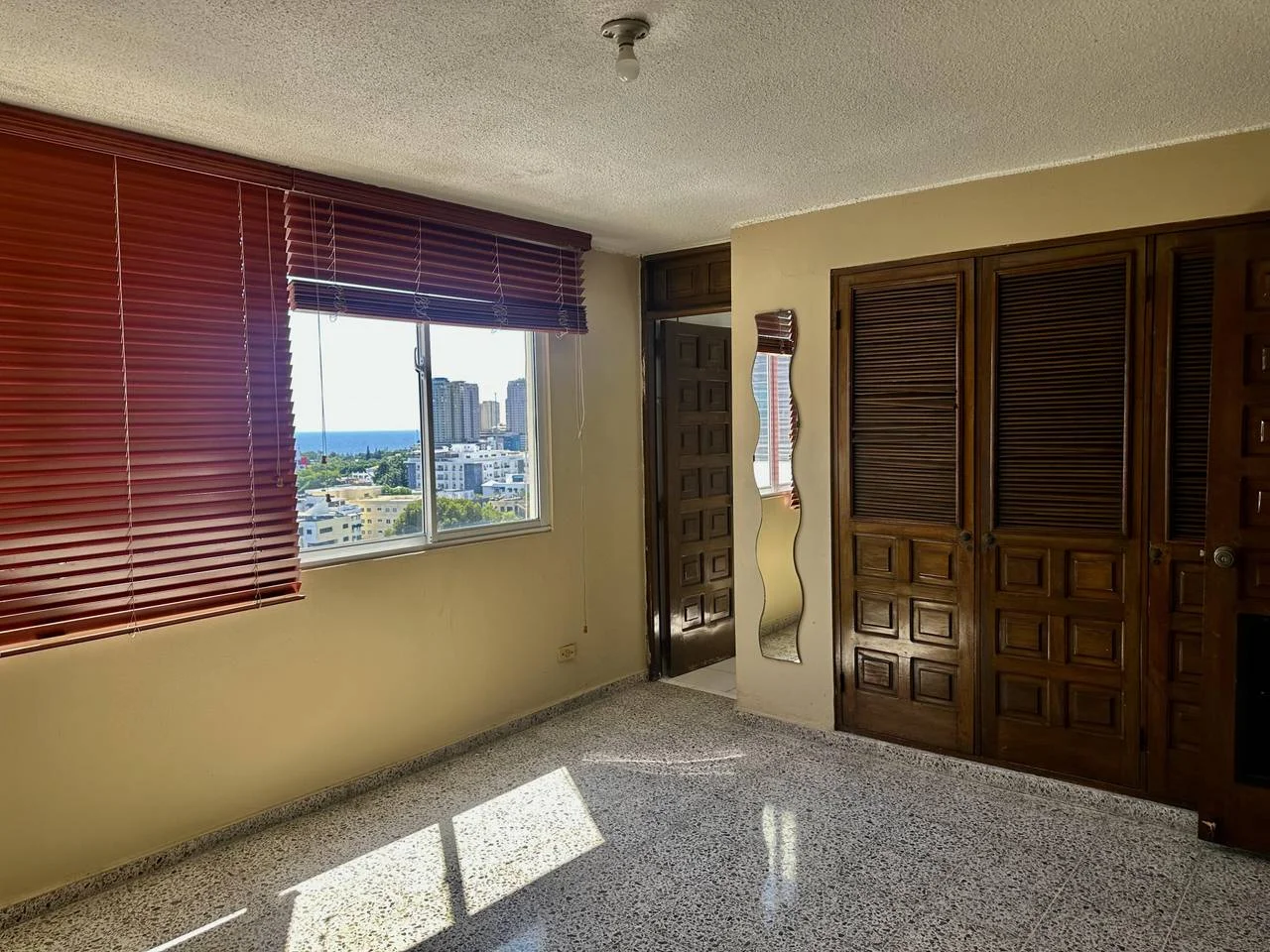 Gazcue: appartement 3 ch. · 120 m² à louer - 5