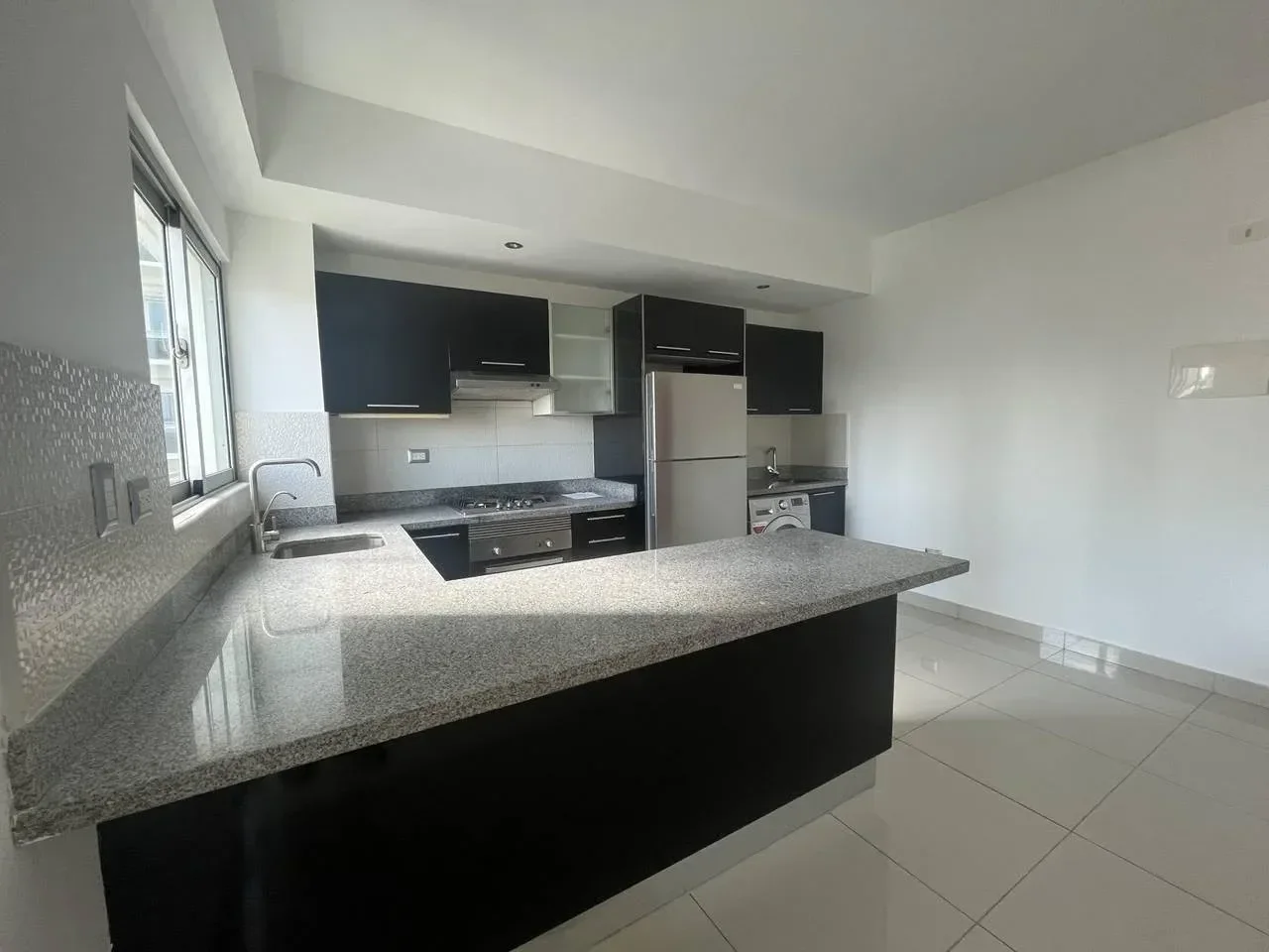 Apartamento en venta — Piantini, Distrito Nacional (1 hab.)