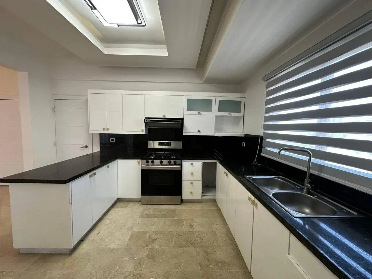Apartamento de 3 habitaciones en venta en Bella Vista, Distrito Nacional - 5