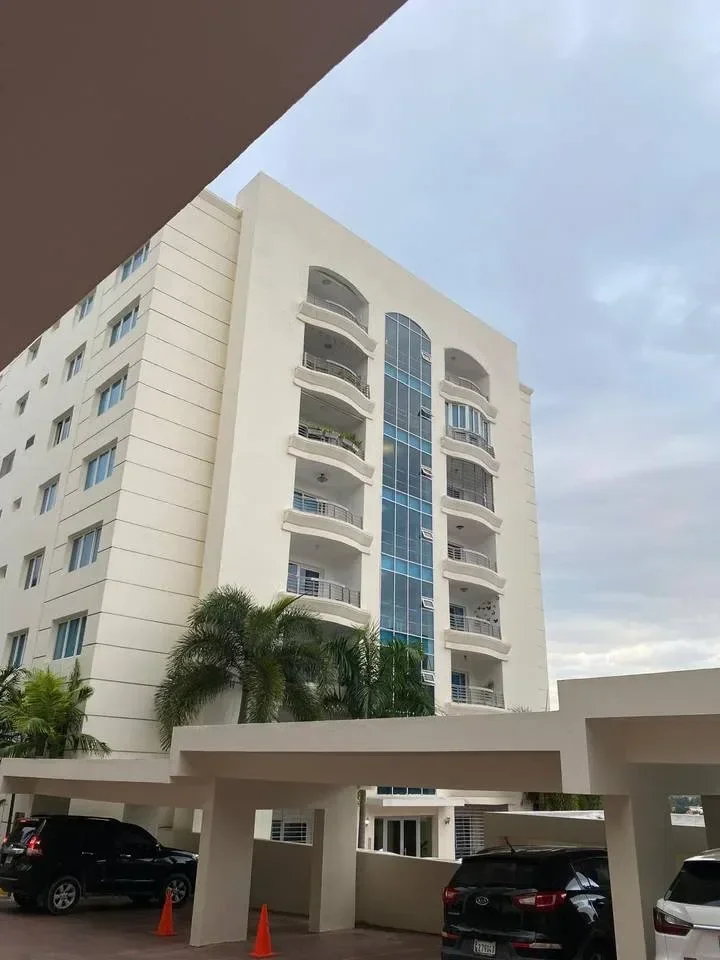 Apartamento en venta — La Trinitaria, Santiago de los Caballeros (4 hab.) - 2