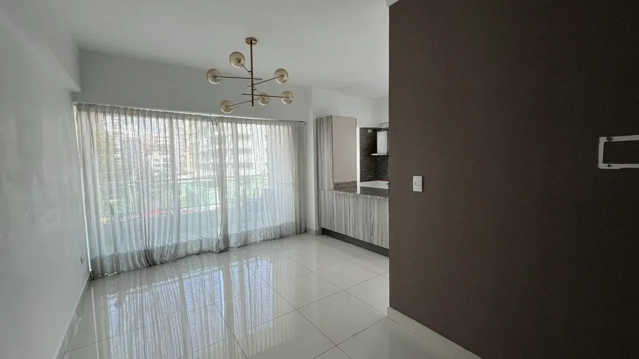 Venta: apartamento en Evaristo Morales, Distrito Nacional - 3