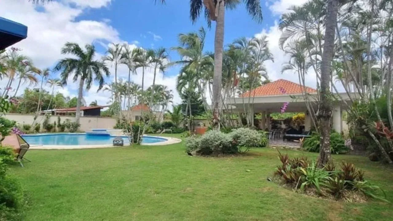Apartamento en venta — Juan Dolio, Juan Dolio (2 hab.) - 2