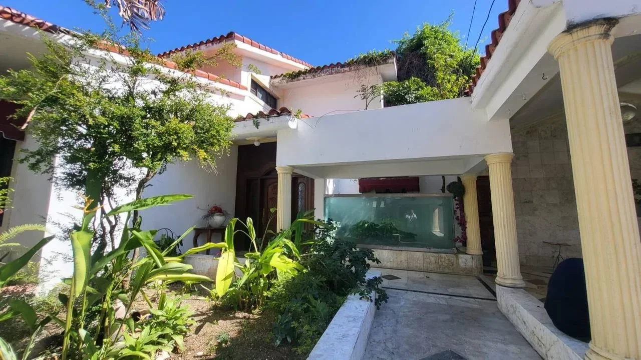 Casa en venta — El Millon, Distrito Nacional (5 hab.) - 2