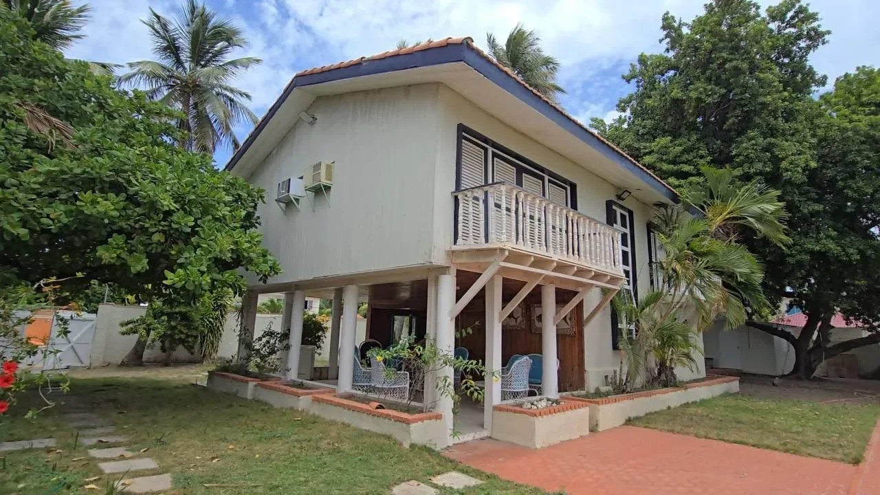 Villa en Palmar De Ocoa, 300 m² en venta