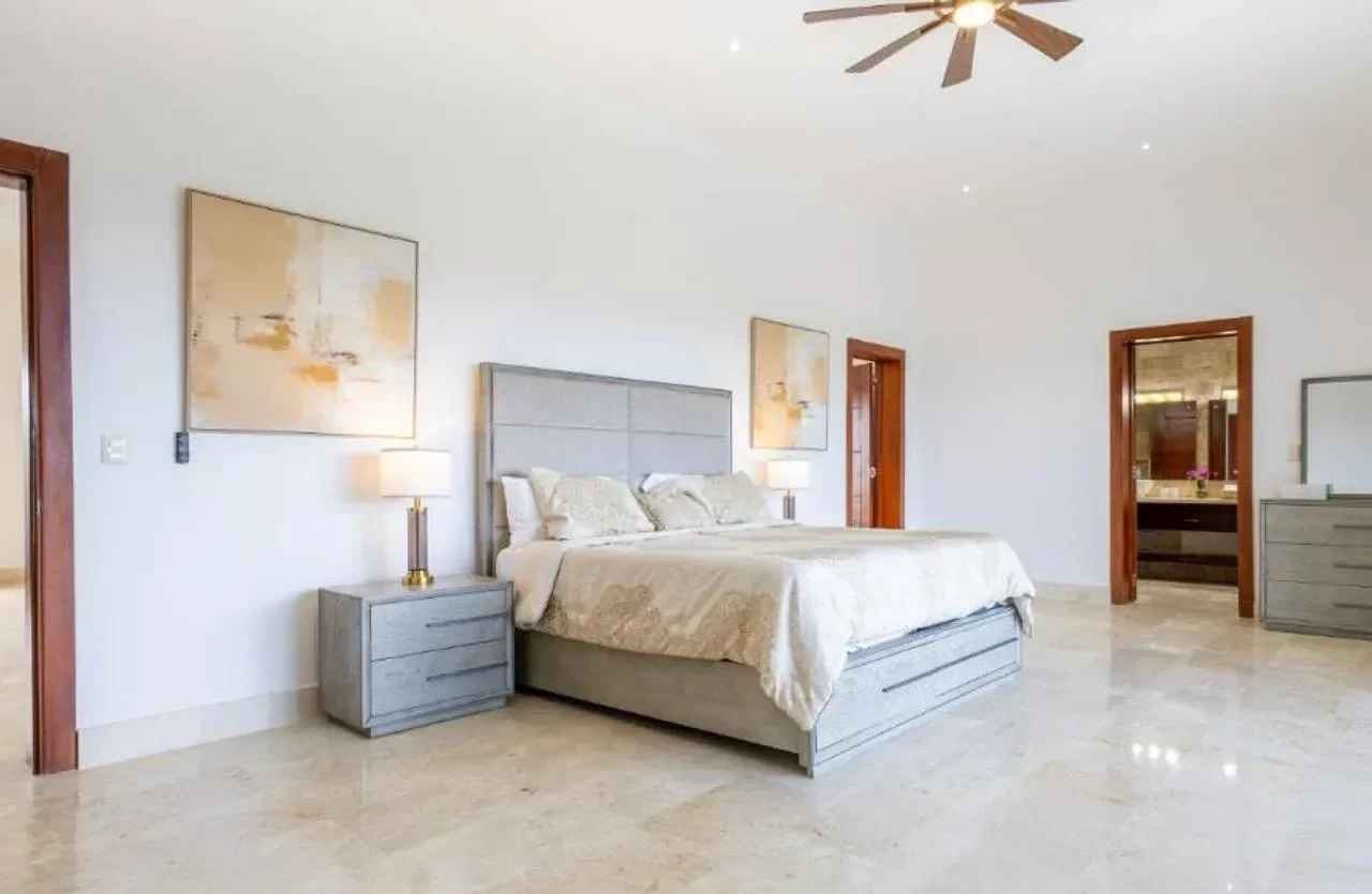 Villa en venta — Cap Cana (7 hab.) - 5