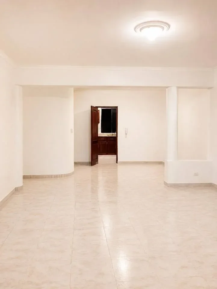 Apartamento en Piantini, 180 m² en venta - 2