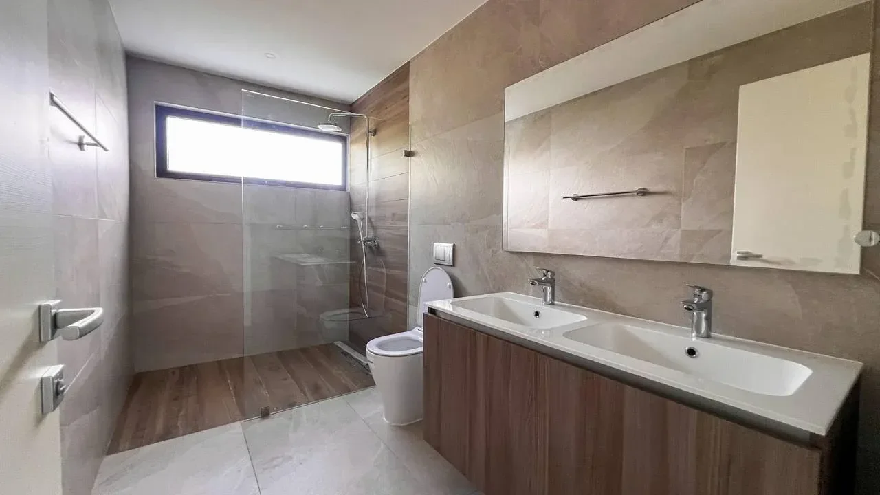 Apartamento de 3 habitaciones en venta en Cocotal Golf & Country Club, Bavaro - 3