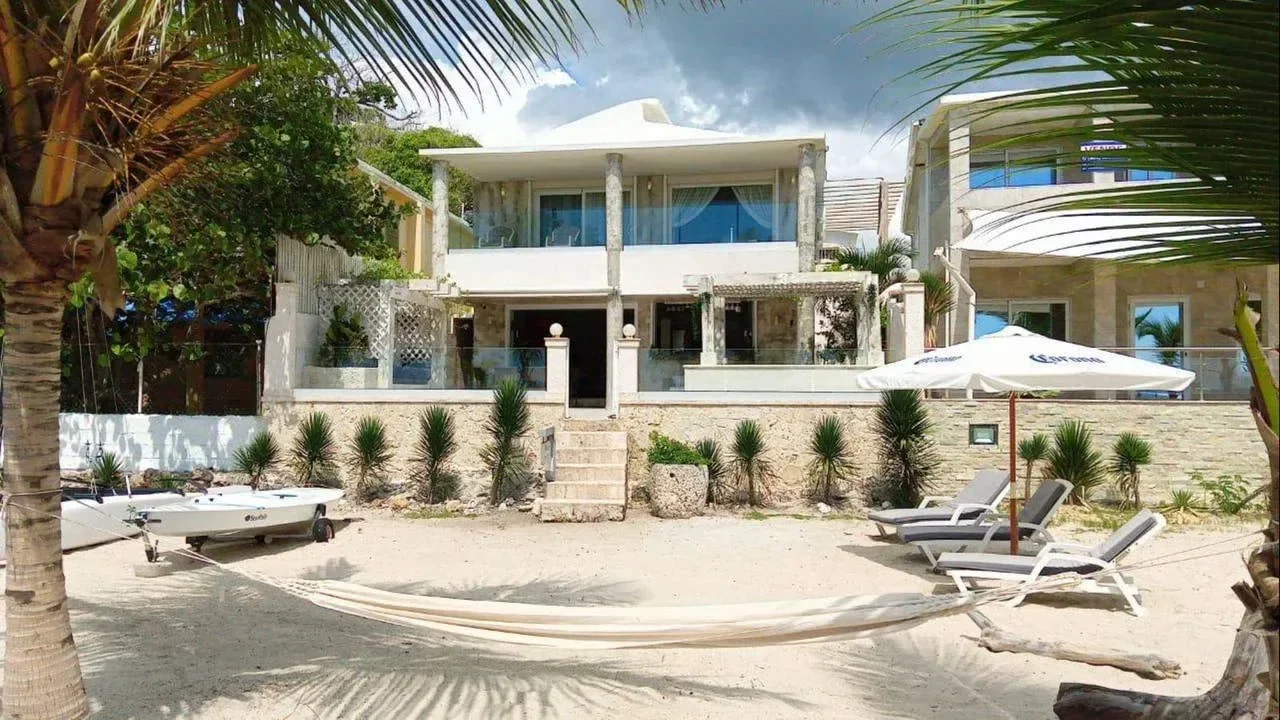 Juan Dolio: villa 4 hab. · 485 m² en venta