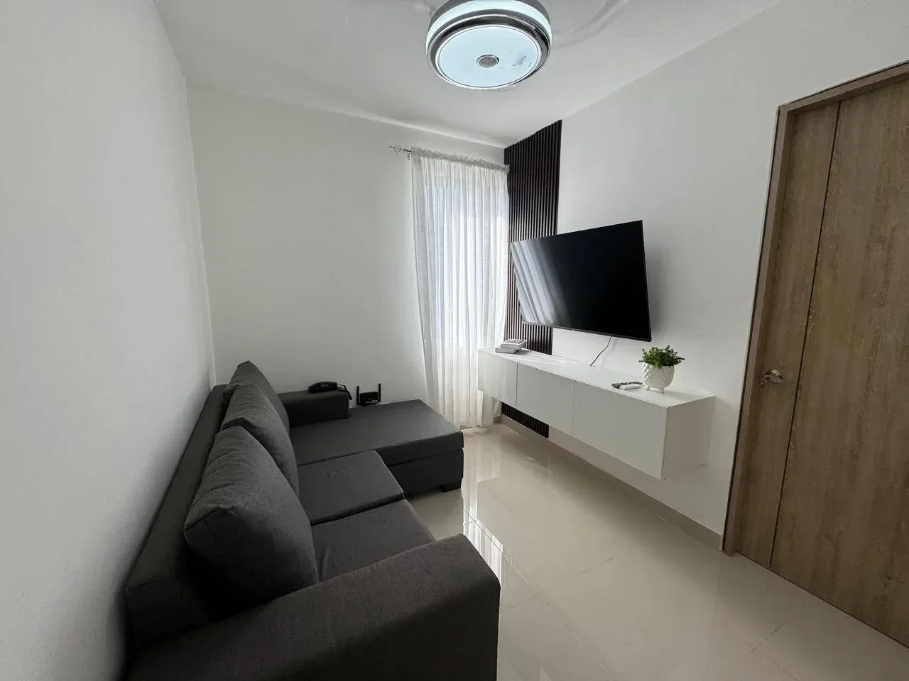 Av. Hispanoamericana: appartement 3 ch. · 121 m² à vendre - 4