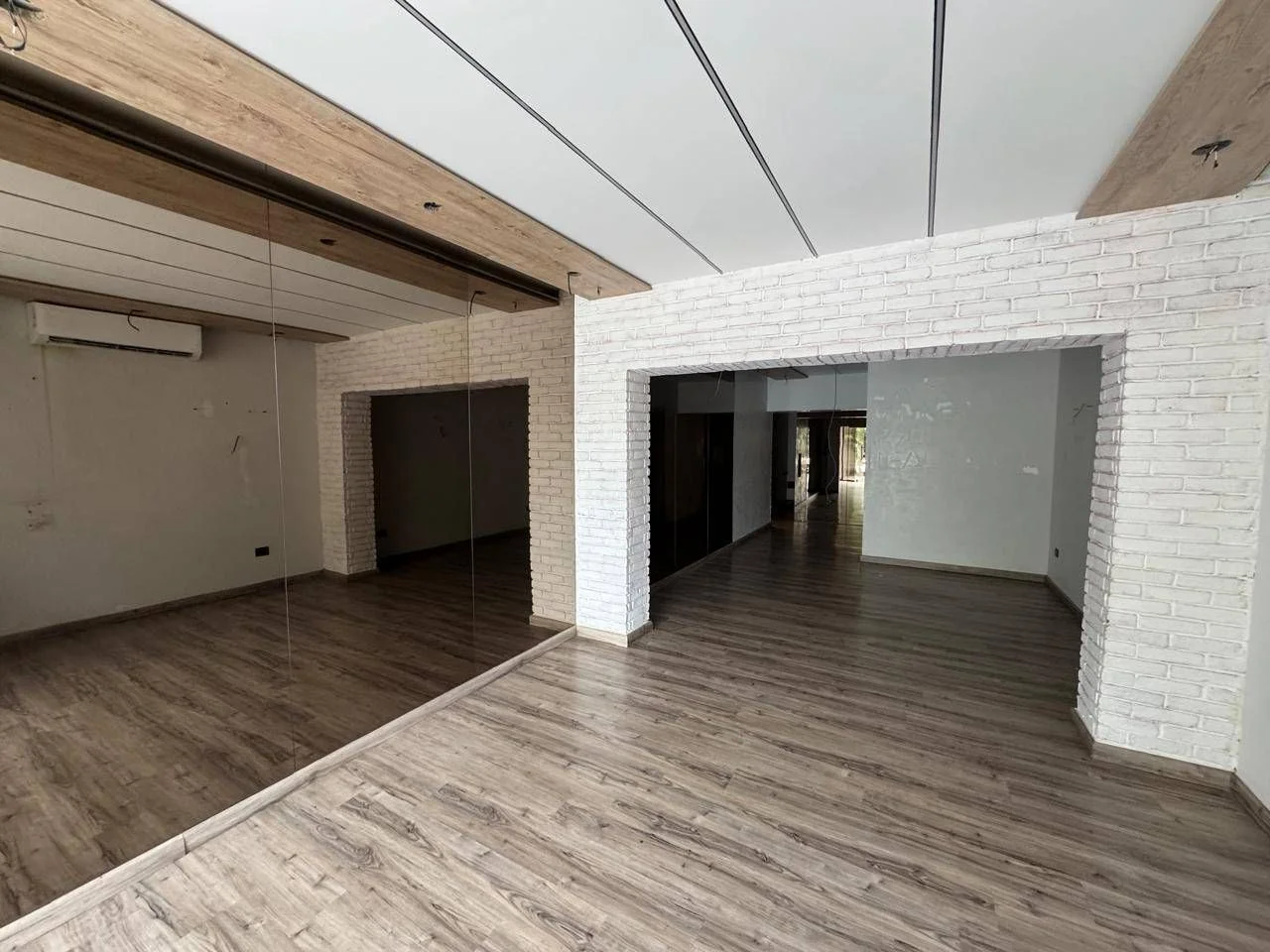 Alquiler: local comercial en Bella Vista, Santo Domingo D.N. - 2