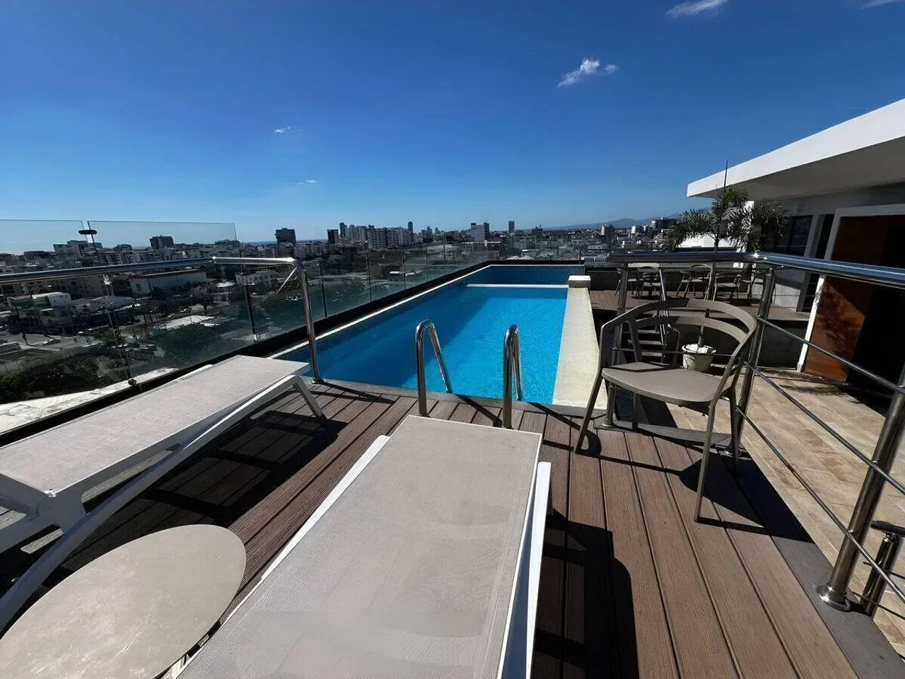 Apartment in Evaristo Morales, 81 m² for sale