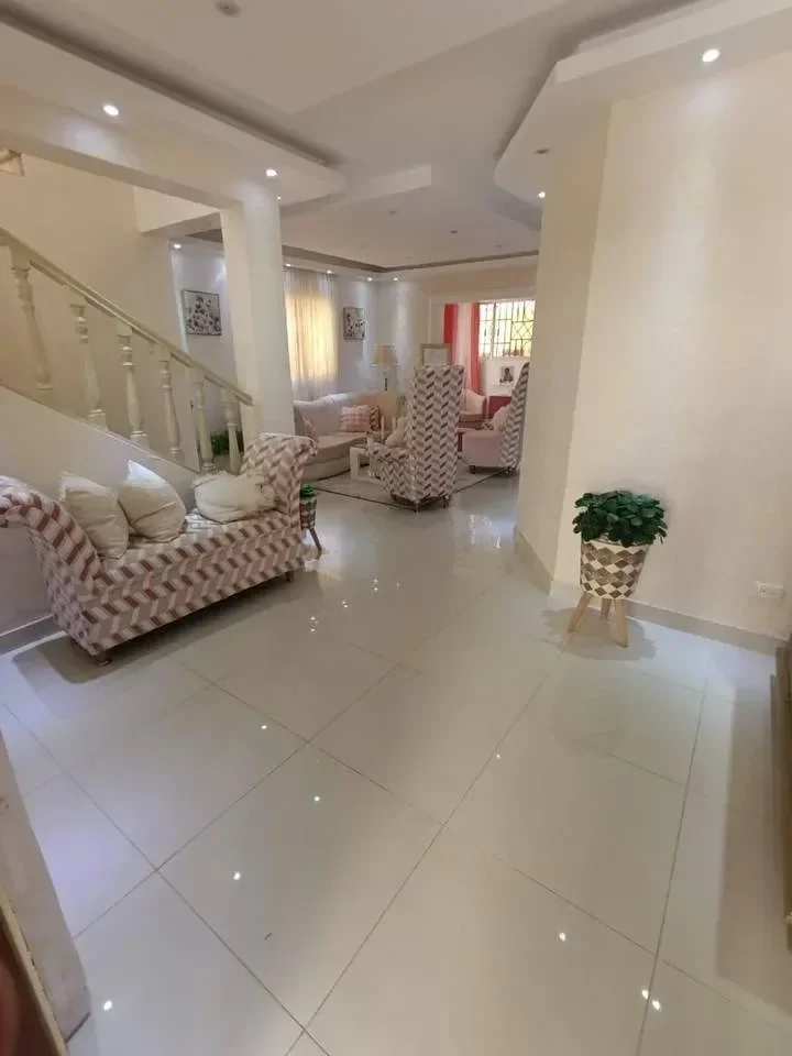 Venta: casa en Vista Hermosa, Santo Domingo Este