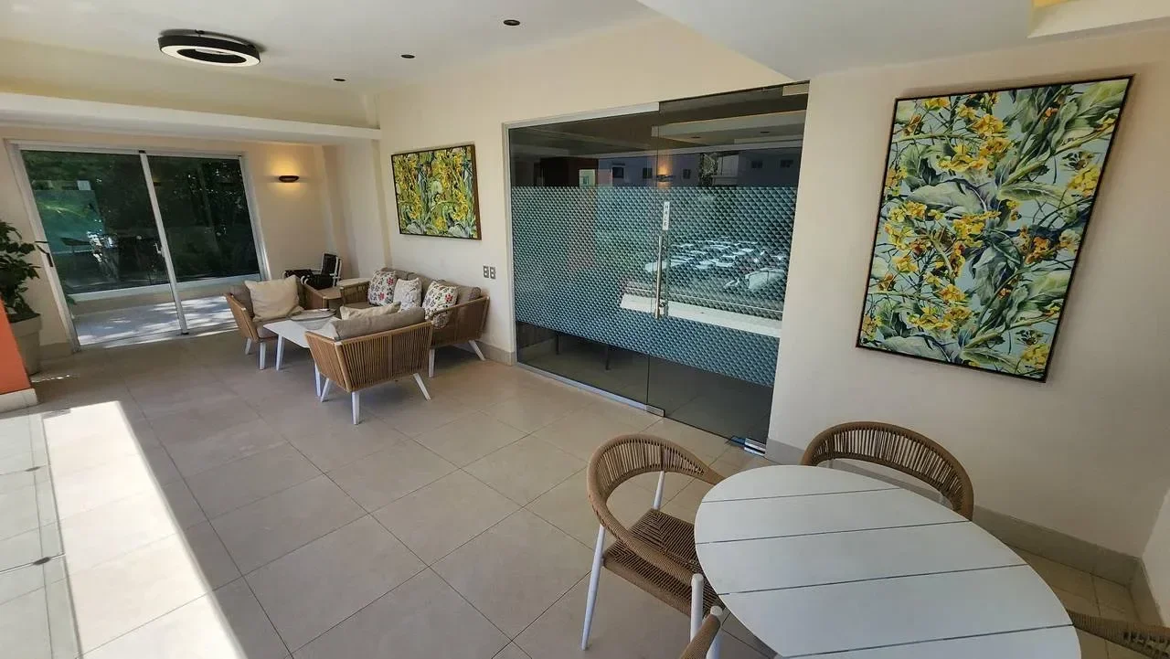 Apartamento en venta — Piantini, Distrito Nacional (2 hab.) - 2