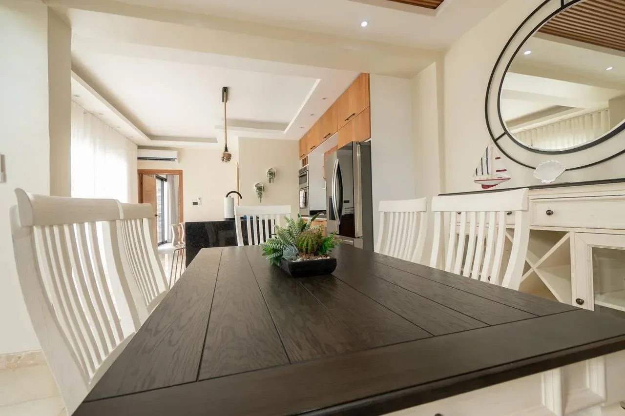 Playa Nueva Romana: villa 3 hab. · 290 m² en venta - 5