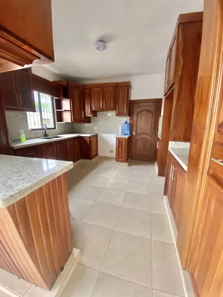 Casa en venta — Los Prados, Santiago de los Caballeros (4 hab.) - 4