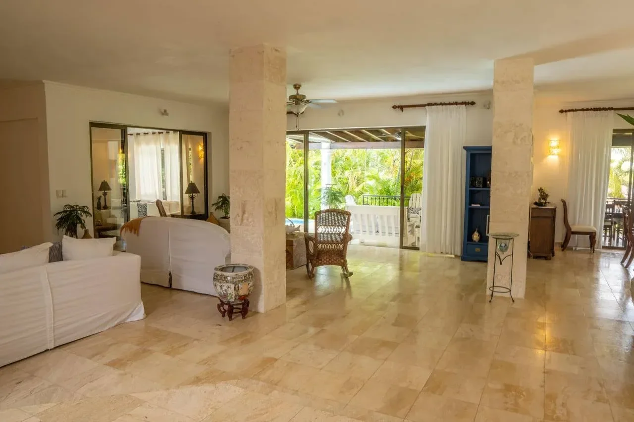 Villa de 5 habitaciones en venta en Casa de Campo, La Romana - 3
