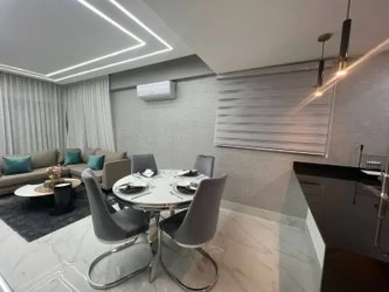 Apartamento en venta — Piantini, Distrito Nacional (1 hab.) - 4