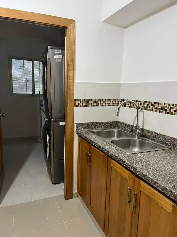 El Millon: apartamento 3 hab. · 160 m² en alquiler - 5