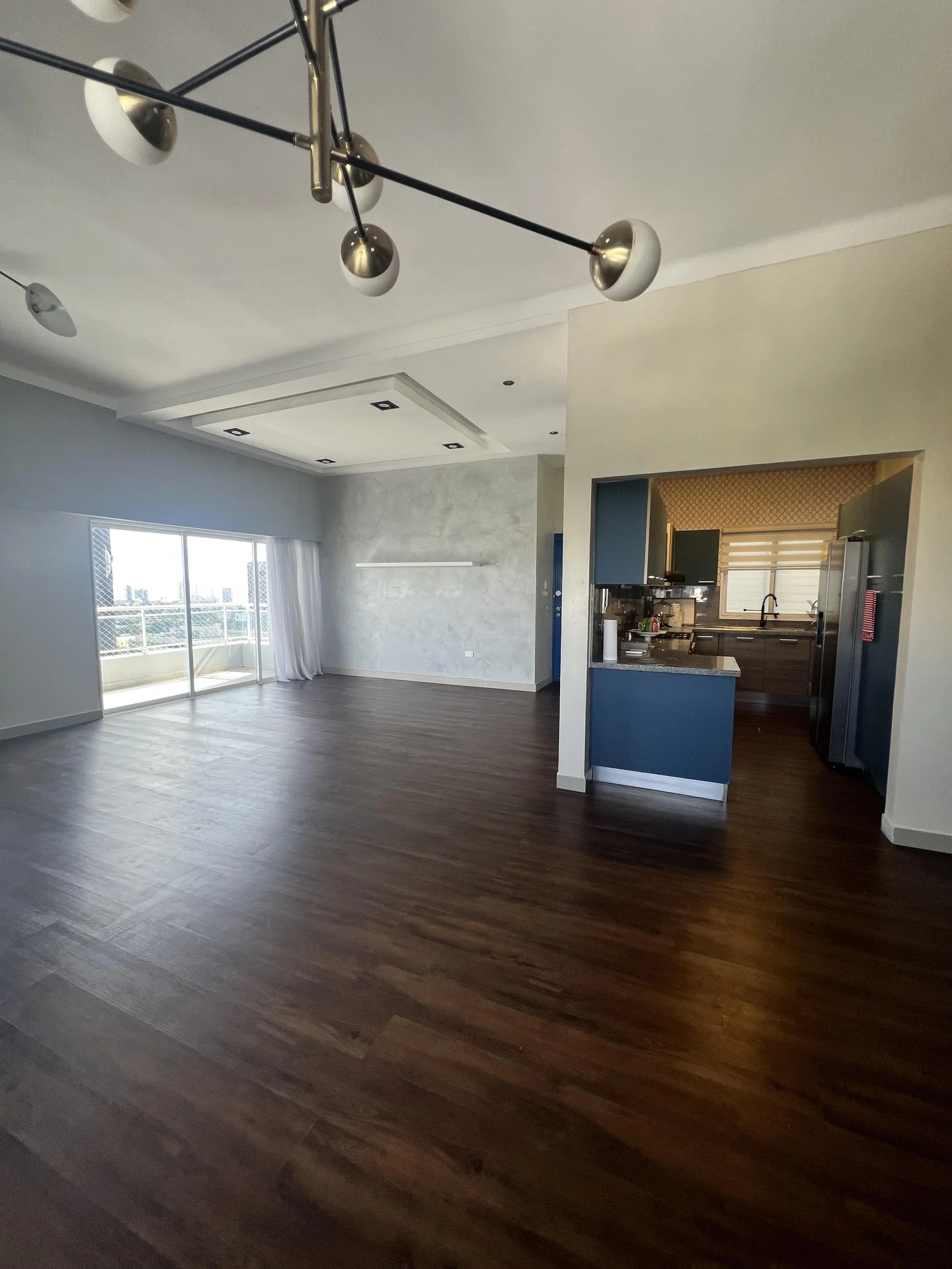 Apartment for rent in the La Julia area with appliances, 3 bedrooms and 2 parking spaces