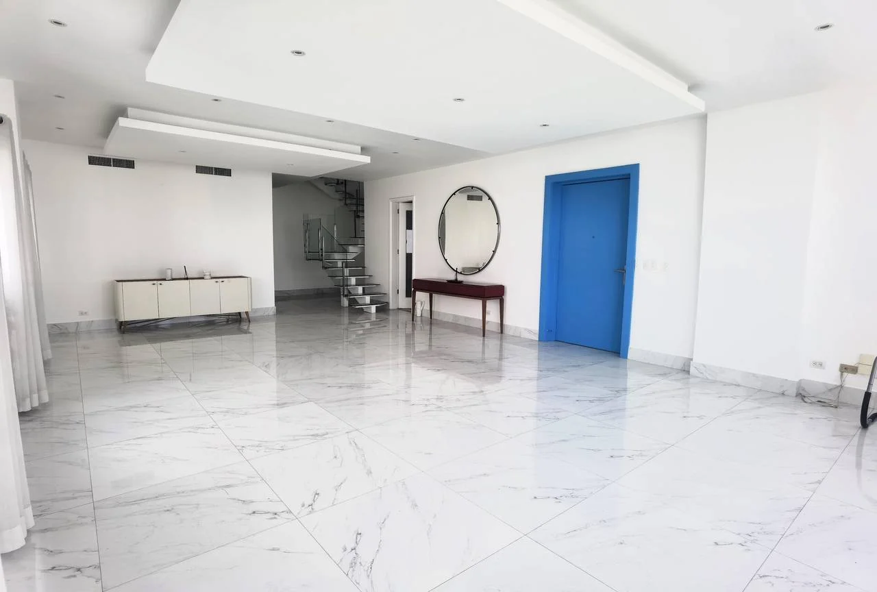 Penthouse à louer — Bella Vista, Santo Domingo D.N. (3 ch.)